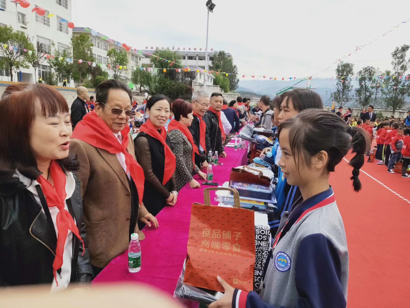 /uploads/image/1559381417479230/2d3556259db3c4a7178b4ae08e1f18db.jpg 3.jpg