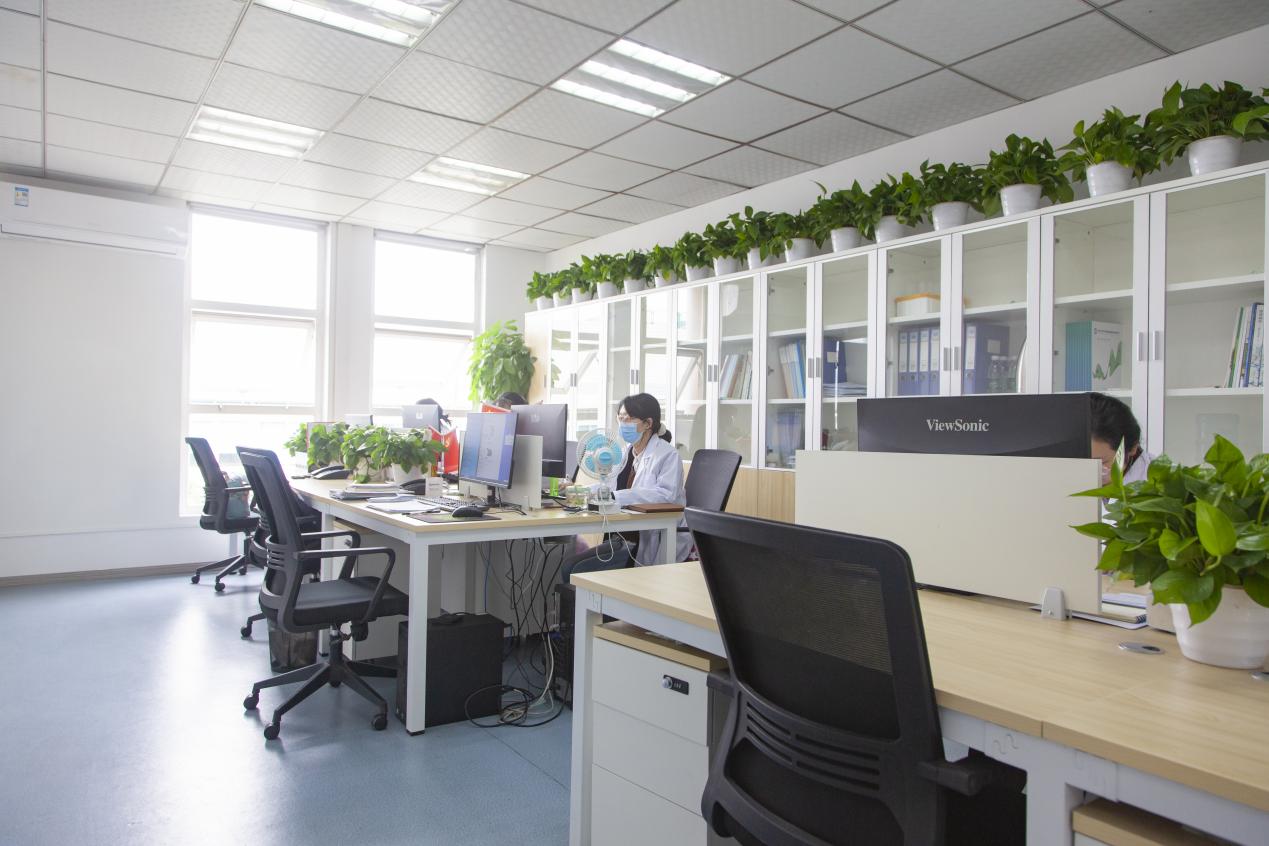 /uploads/image/2022/04/21/图片4.jpg 图片4.jpg